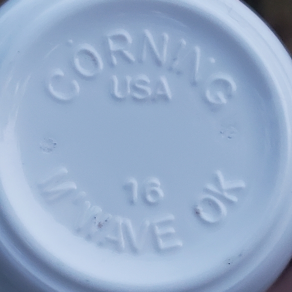 Vintage Corningware "Rosemarie" Mug Set - Picture 8 of 8